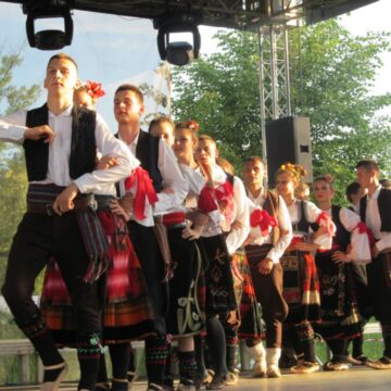 Folkloraši Sečnja i Krajišnika gostovali u Rumuniji