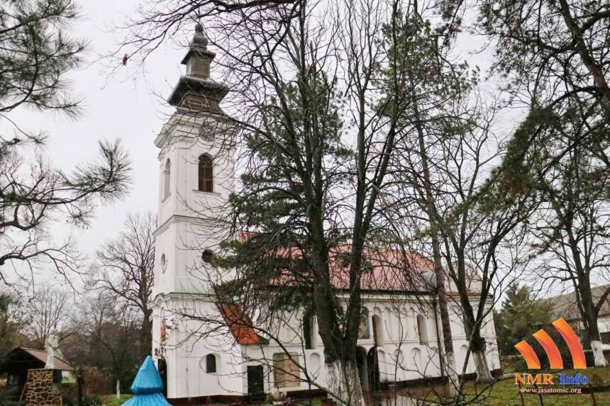 Odlazak po Badnjak i raspored bogosluženja u jašatomićkoj crkvi