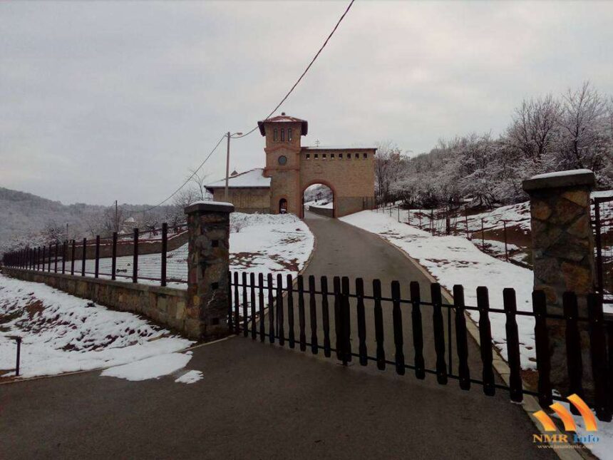 Banatsko-jagnje-1 Udruženje žena „Banatsko jagnje“ darivalo monahe