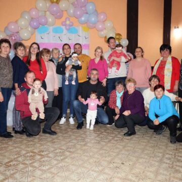 Banatsko_jagnje_bebe_01 Udruženje žena “Banatsko jagnje” darivalo 12 beba