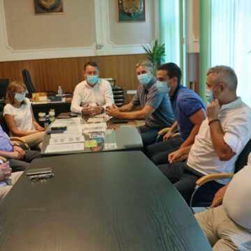 Batez-u-Secnju_09 Vladimir Batez posetio opštinu Sečanj