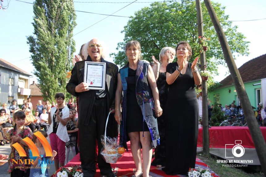 Modna revija „Duško De Šorđan i dame“ privukla veliku pažnju