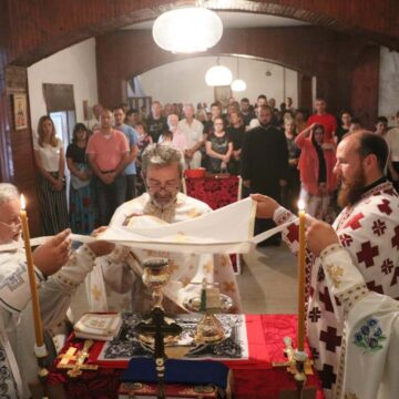Proslavljena Hramovna slava Sveti velikomučenik Pantelejmon u Krajišniku