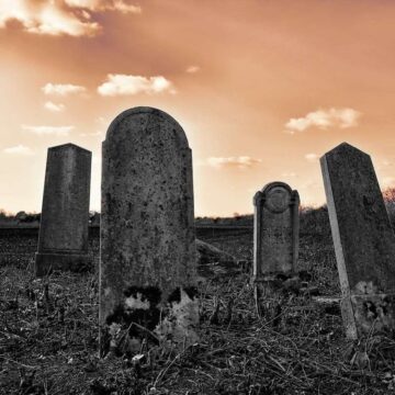 UREĐENO STARO JEVREJSKO GROBLJE