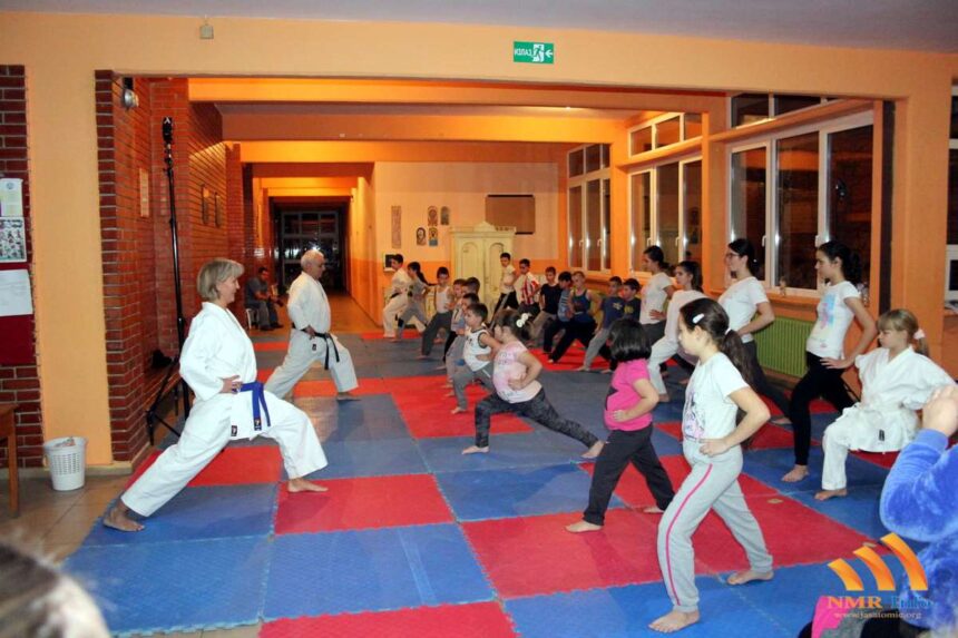 Mladi sutješčanski karatisti trenirali sa majstorom crnog pojasa – Liviusom Bundom