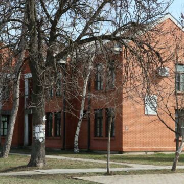 Najava radova na telefonskoj centrali u Konaku