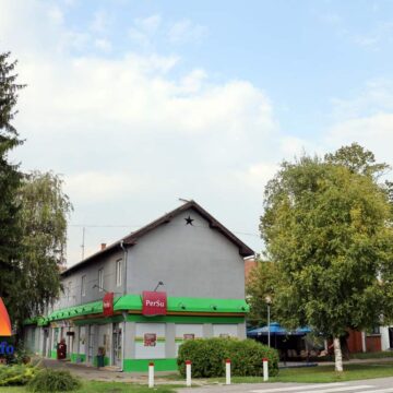 Praznične čestitke – MZ Krajišnik