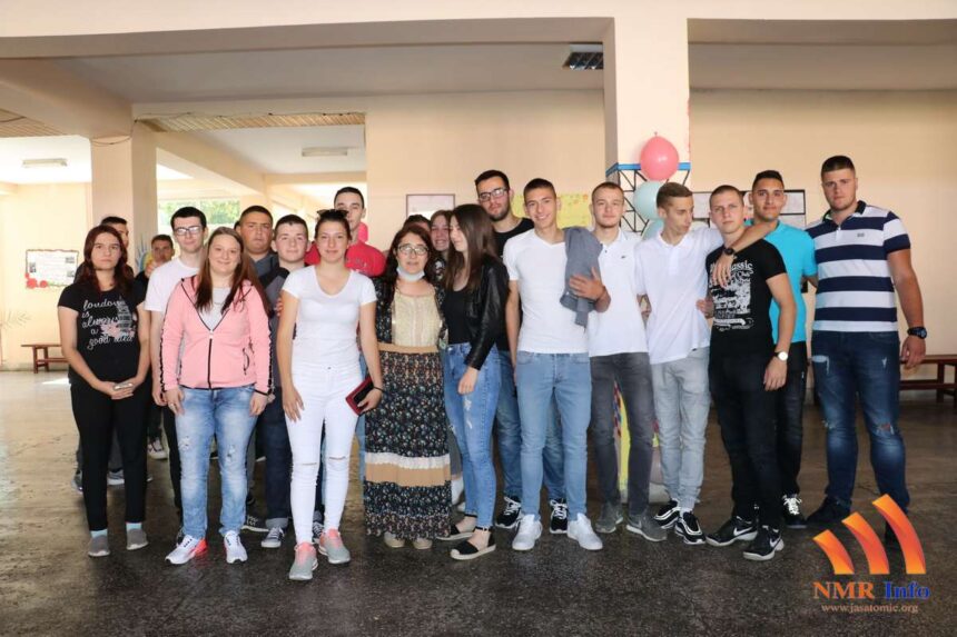 Dodela nagrada najuspešnijim maturantima