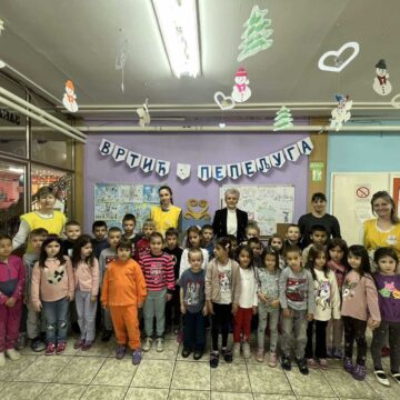 Komisija za populacionu politiku opštine Sečanj nagradila najbolje radove na temu „Uskrs“