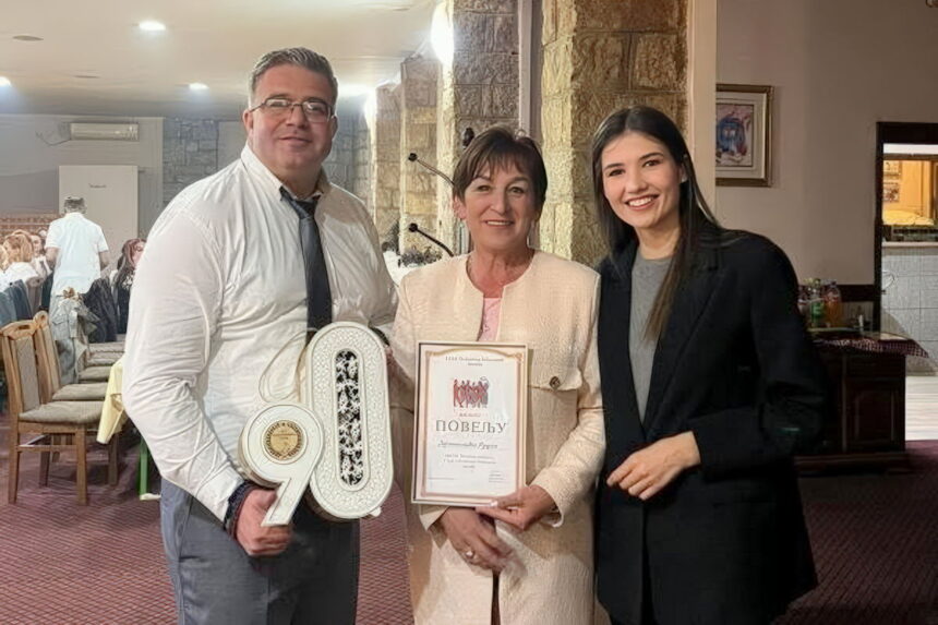 GKUD „Vladimir Gaćinović“ iz Bileće dodelio povelju Branislavi Rudan, direktorki Obrazovno kulturnog centra