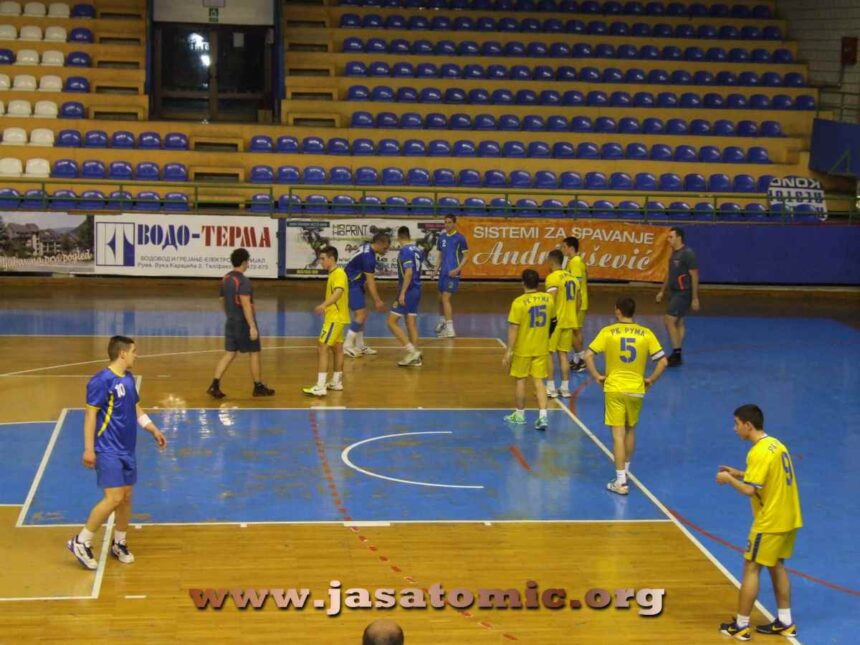 Lider bez problema u Rumi