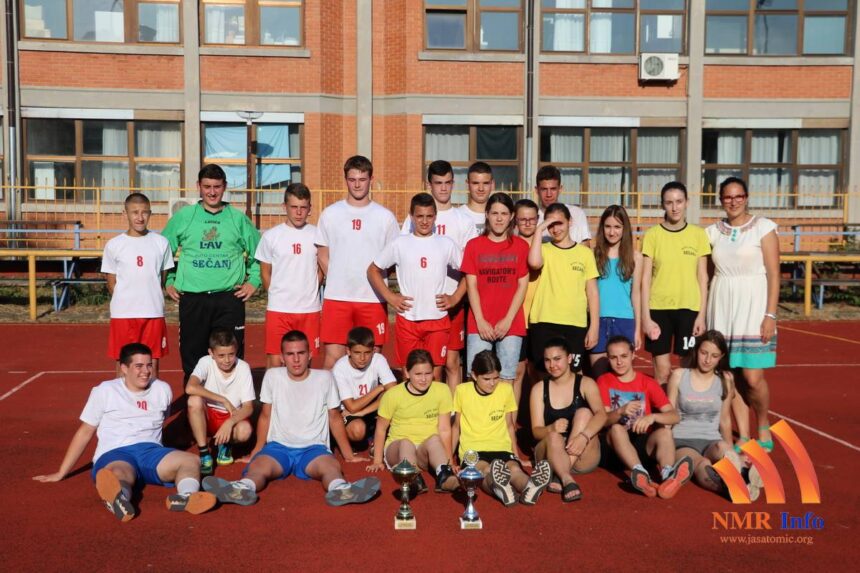 Ženski rukomet sve popularniji u Sečnju