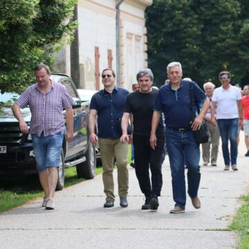 VMA_doktori_Jasa_Tomic_01 Dve decenije prijateljstva