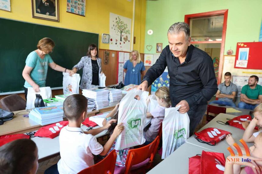 Predsednik Meljanac obišao đake prvake