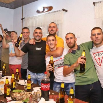 fk_radnicki_1911_proslava_01 FK “Radnički 1911” proslavio ulazak u viši rang takmičenja