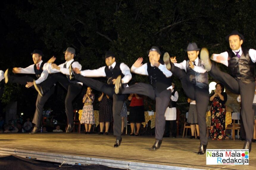 folklor-lala-11 Grci oduševili publiku