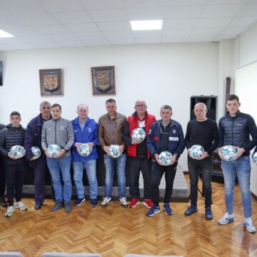 fsg_zrenjanin_01 Fudbalske lopte za naše klubove