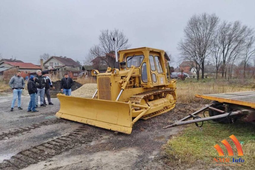 Vozni park JKP “Sečanj” bogatiji za jedan buldožer