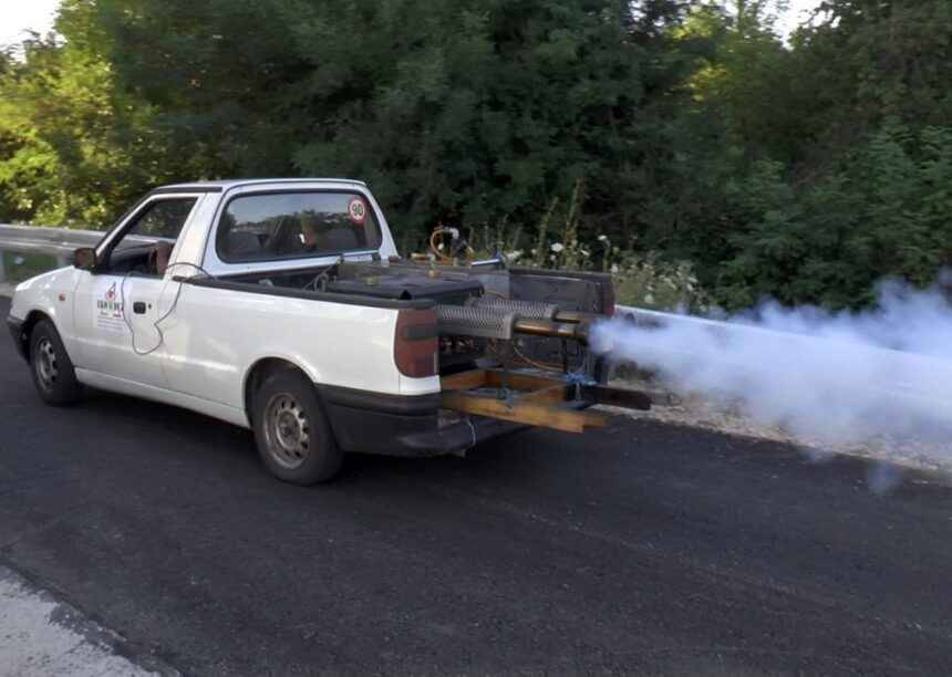 Suzbijanje komaraca sa zemlje na teritoriji opštine Sečanj