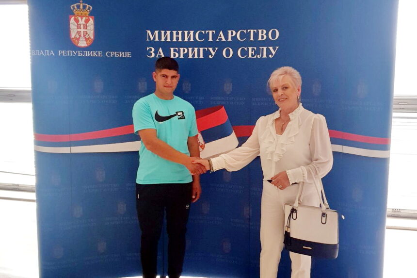 kupovina-seoske-kuce-2 Steva Bugarski iz Boke korisnik bespovratnih sredstava za kupovinu kuće