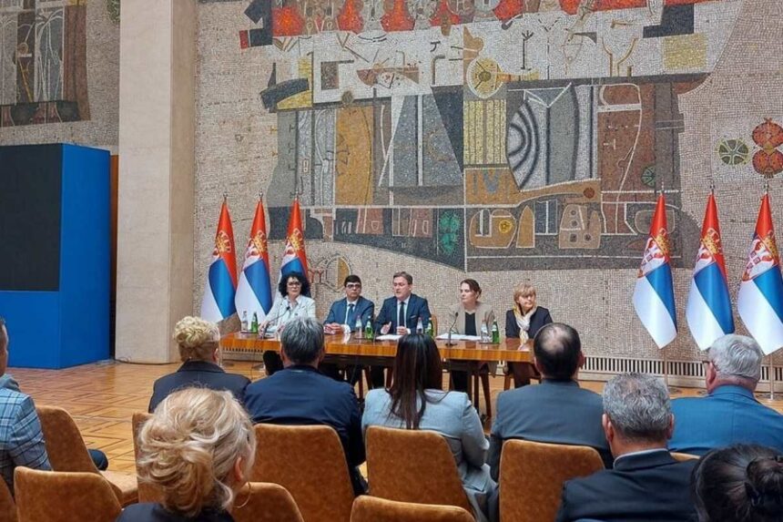 ministarstvo POTPISAN UGOVOR O NAMENSKIM TRANSFERIMA U SOCIJALNOJ ZAŠTITI