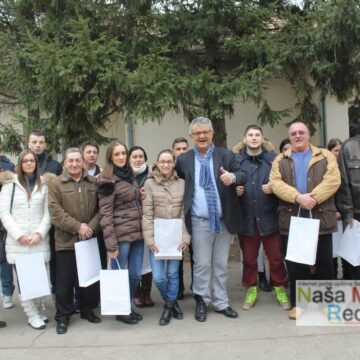 Opština nagradila 85 uspešnih studenata