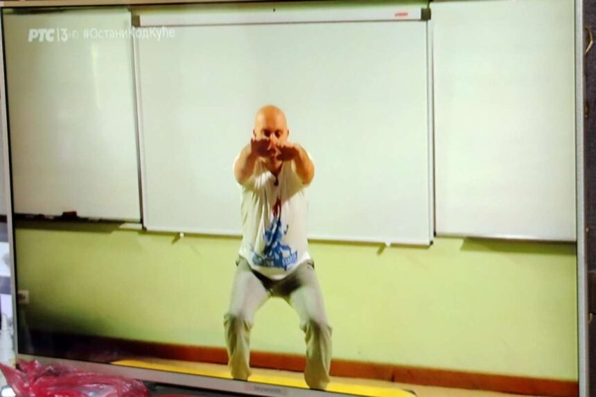 Učenici koji nemaju internet dobijaju kartice za potrebe praćenja nastave na daljinu