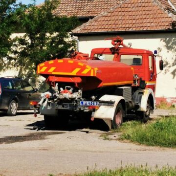 neuzina Saniran kvar na bunaru za vodosnabdevanje Neuzine