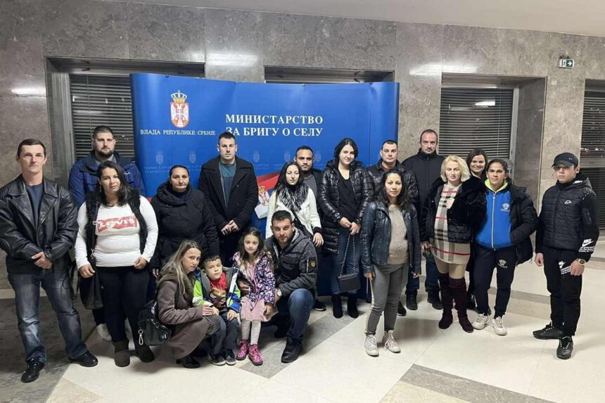 JOŠ DVANAEST KUĆA NA SELU ZA BRAČNE PAROVE SA TERITORIJE OPŠTINE SEČANJ