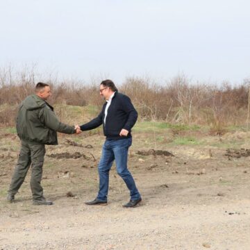 Akcija pošumljavanja na jezeru u Krajišniku