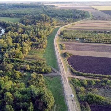 Rekonstrukcija krune nasipa i postavljanje rampi