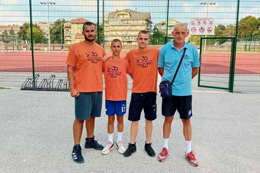 rastimo-1 Članovi RK „Radnički“ na jubilarnom 30. kampu „Rastimo“