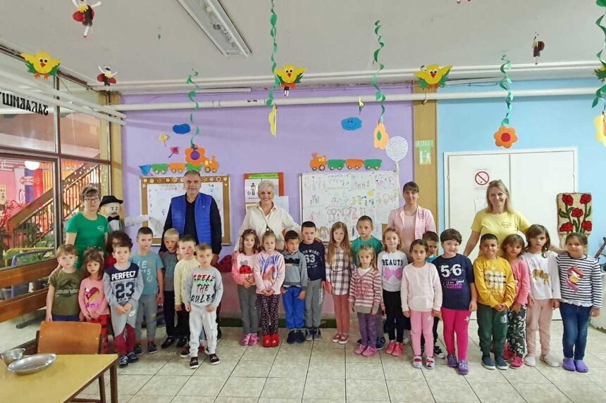 rodi_mi_mama_sestru_ili_brata_01 Predsednik Meljanac u poseti školama i vrtićima