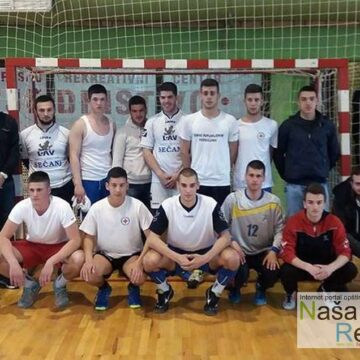 rukomet-1 Srednjoškolci osvojili prvo mesto