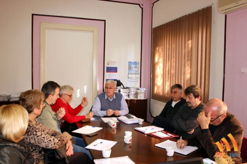 Sastanak sa sekretarima i predsednicima mesnih zajednica u opštini