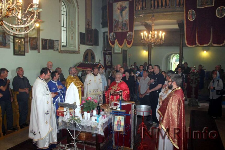 Црквена слава у Јаша Томићу