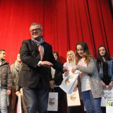 Studenti zapalili opštinu Sečanj!