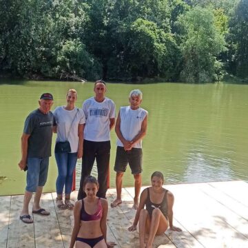 POSTAVLJENA NOVA TALPA NA PLAŽI U SEČNJU