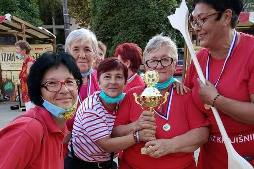 Vesele bosanke najbolje u spremanju ajvara