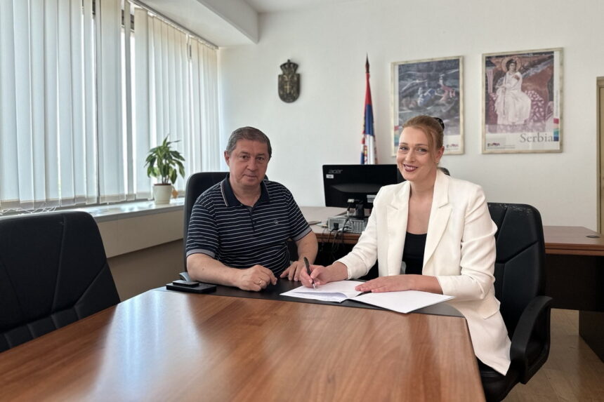 Potpisan ugovor za izradu projektno – tehničke dokumentacije „Rekonstrukcije i uređenja trga u Sečnju“