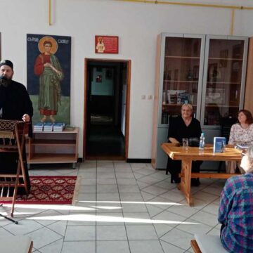 Duhovna tribina sa promocijom knjige „Zagledana u stijenu“