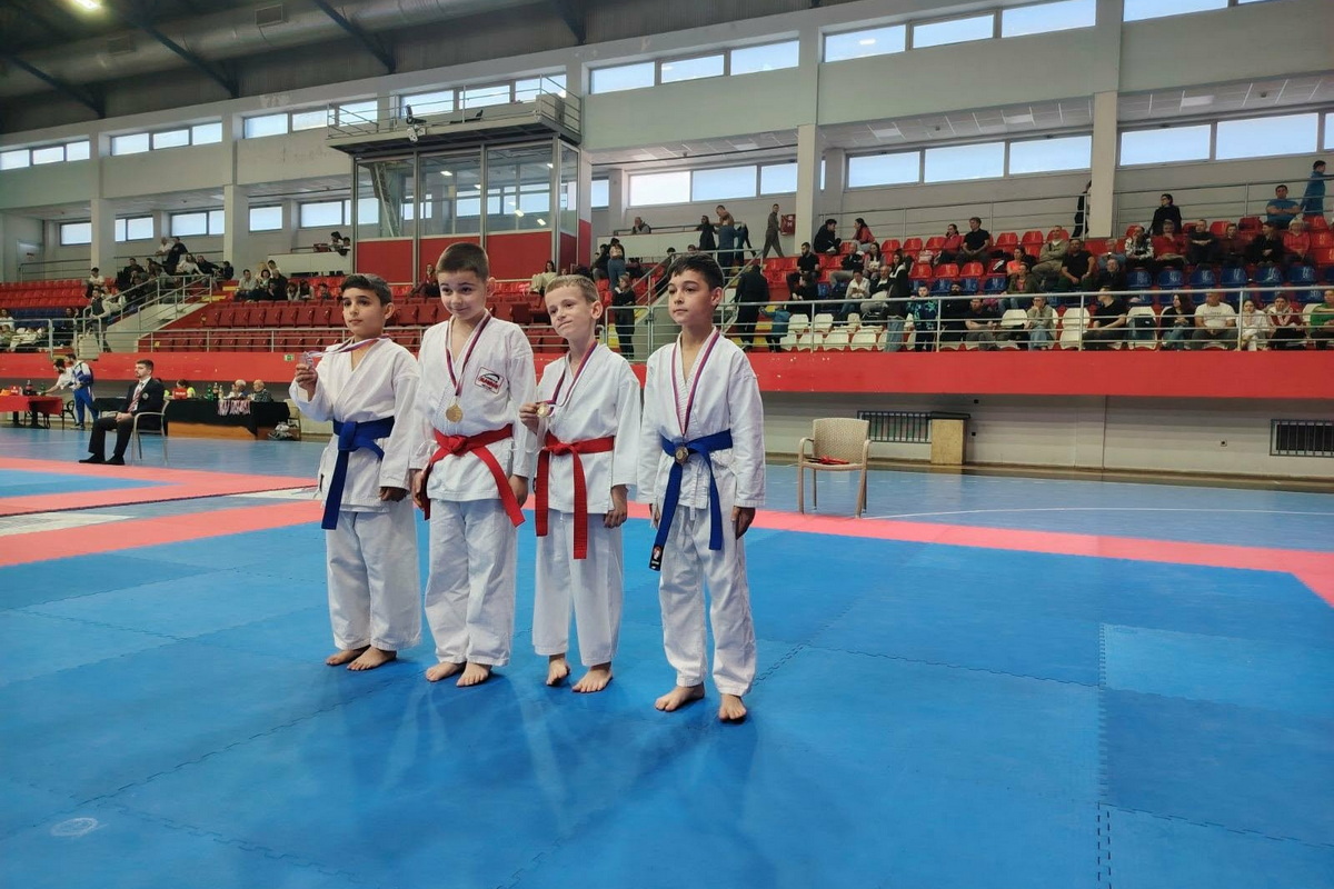 kk radnicki sutjeska 2