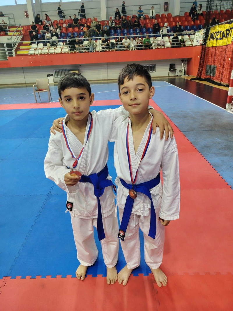 kk radnicki sutjeska 5