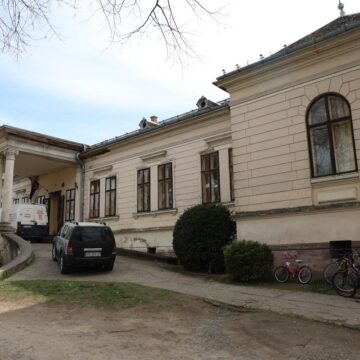 konak skola parket 01