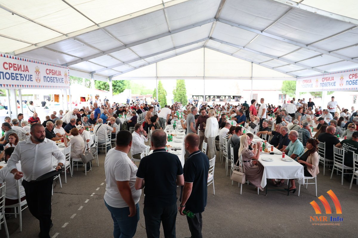 skup srbija pobedjuje u sutjesci 25
