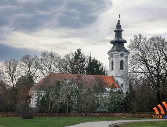 Hram Svetog oca Nikolaja u Jaši Tomiću – vekovi vere, umetnosti i tradicije Hram Svetog oca Nikolaja u Jaši Tomiću – vekovi vere, umetnosti i tradicije