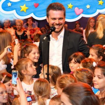 decije pesme sa dusanom svilarom